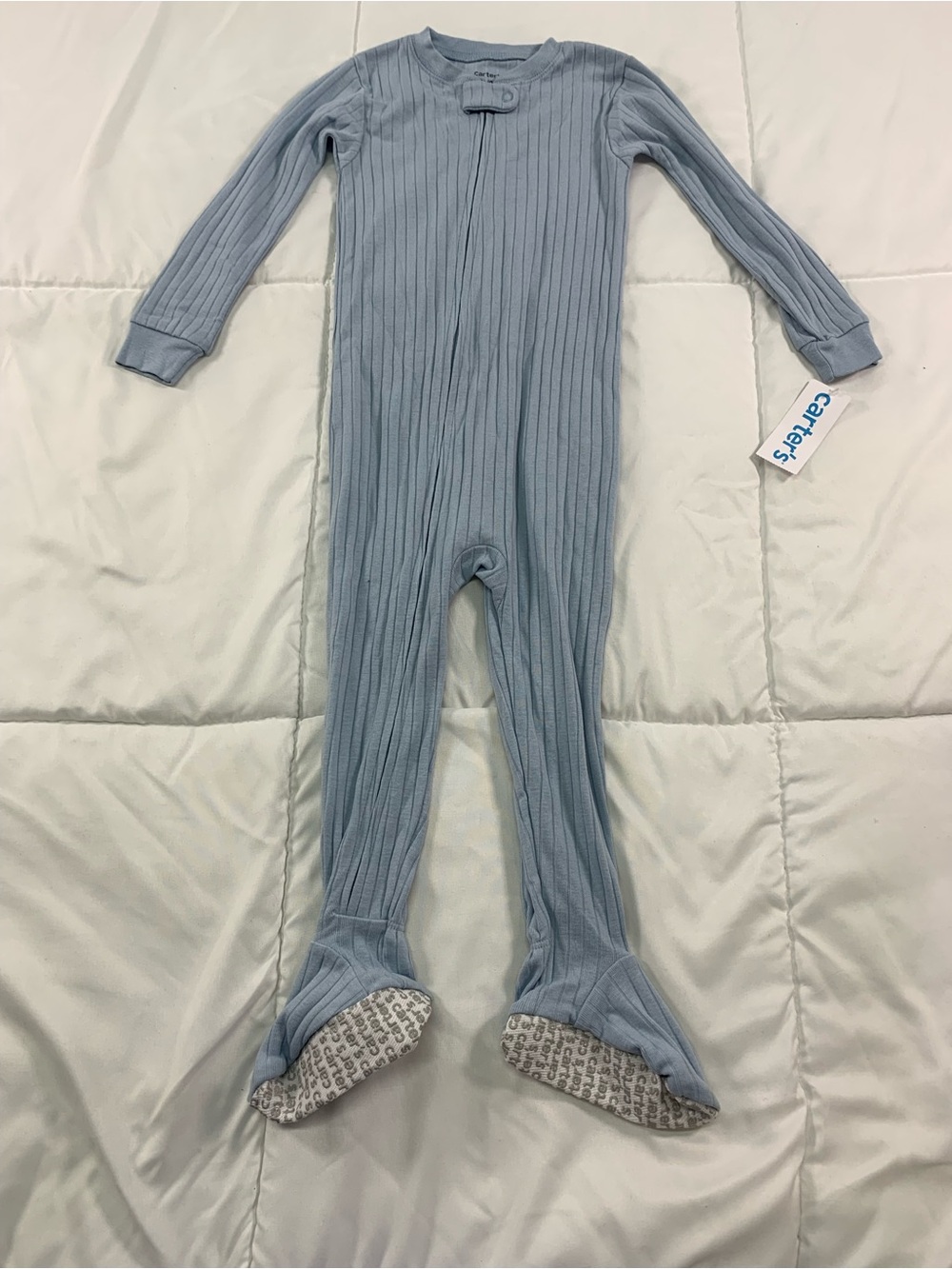 New Carter’s Footie pyjamas size 2T